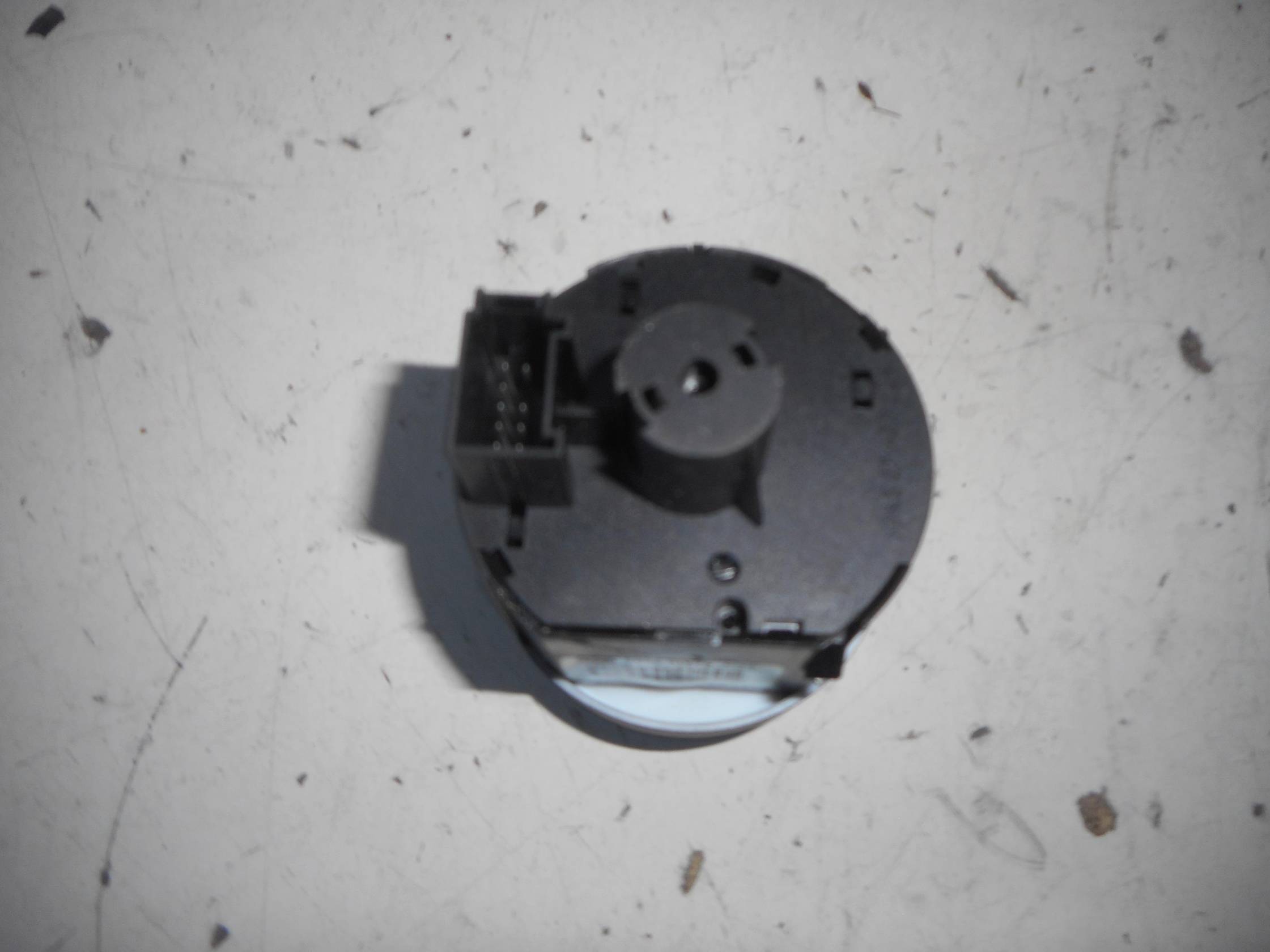 Interruttore blocco comando luci